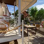 Eden Park - 7 Bdr - Yard 빌라 *