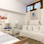 Eden Park - 7 Bdr - Yard 빌라