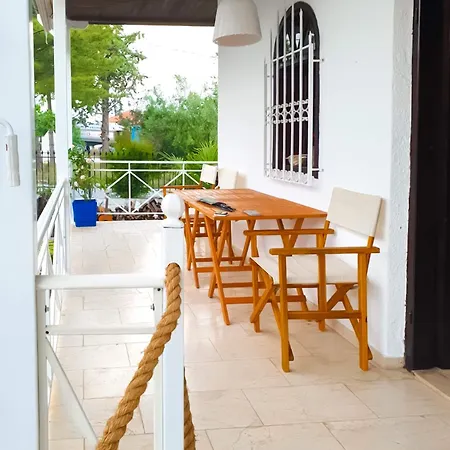 Eden Park - 7 Bdr - Yard * Σωζόπολη