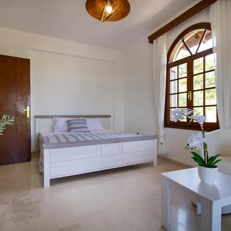 Eden Park By Rentalspro Services- Halkidiki Villa